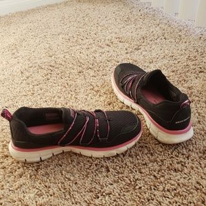 Sketchers sport sneakers